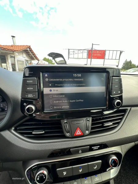 Hyundai i30 24