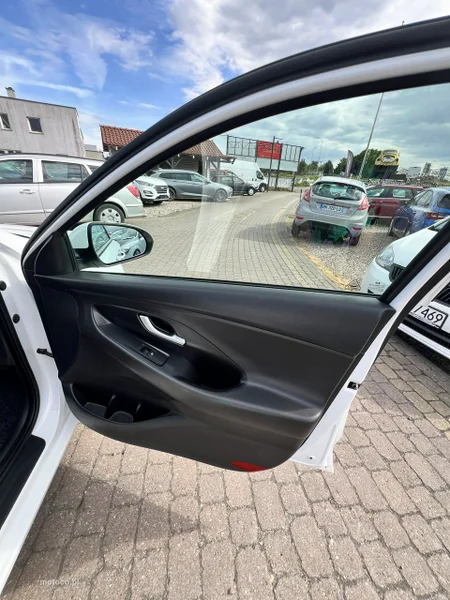Hyundai i30 9