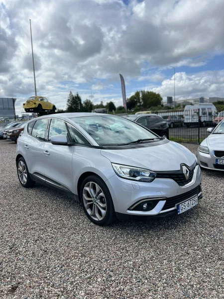 Renault Scenic IV 2