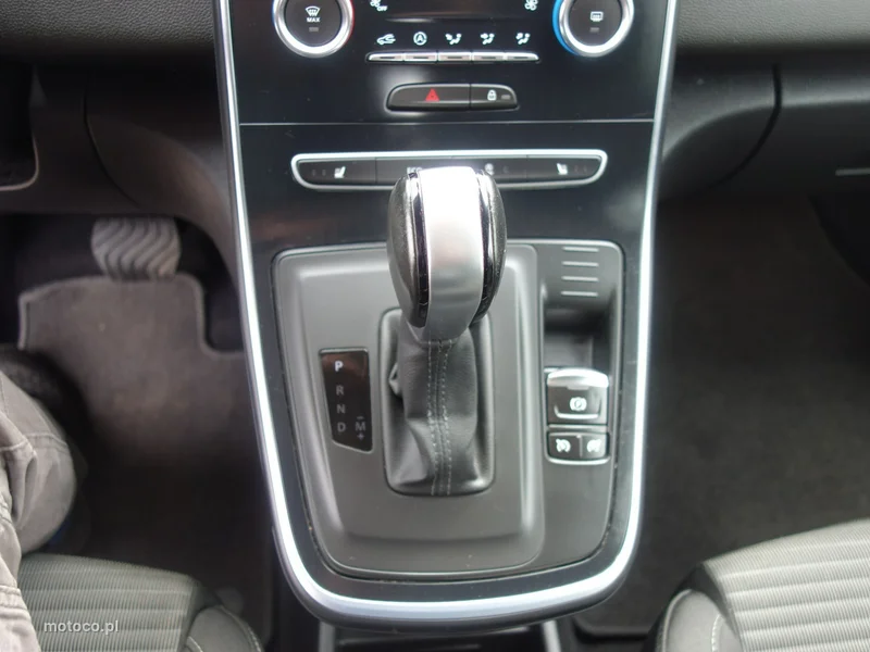 Renault Scenic IV 23