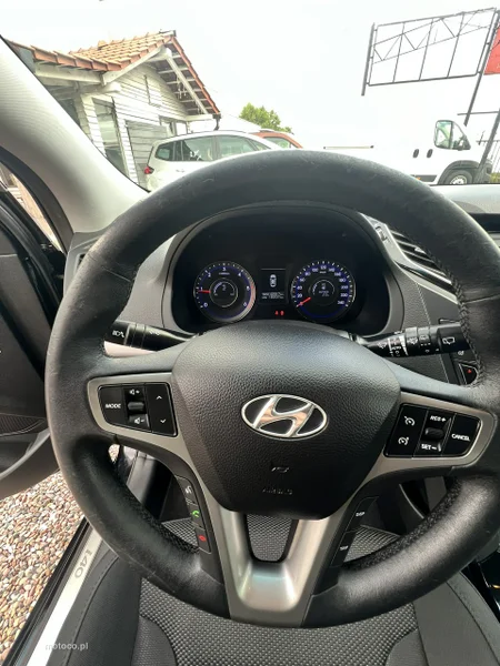 Hyundai i40 17