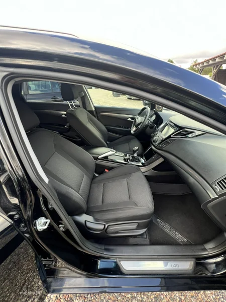 Hyundai i40 6