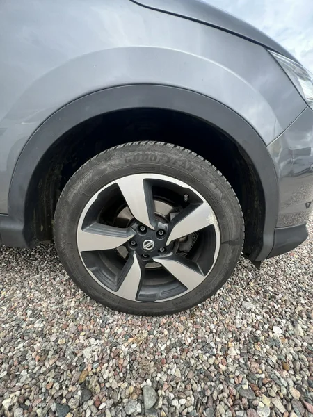 Nissan Qashqai 13