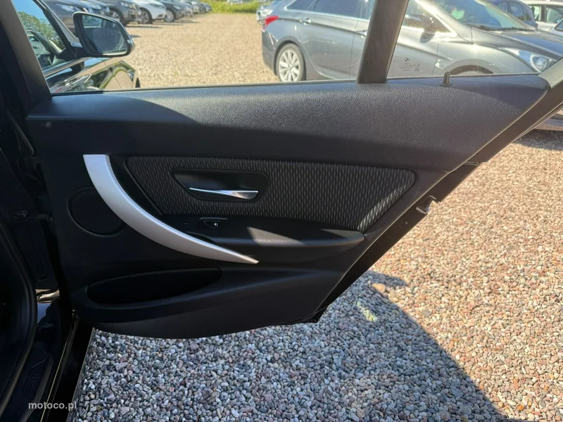 BMW Seria 3 F30 320 11
