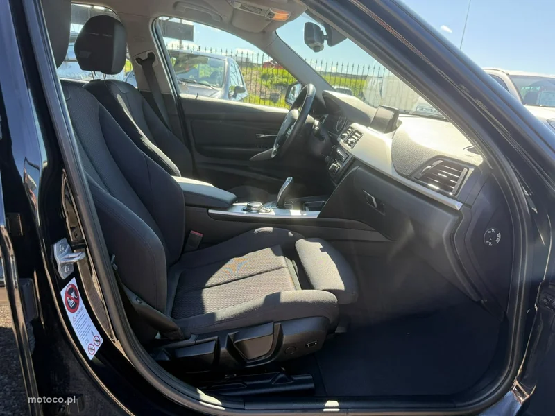 BMW Seria 3 F30 320 18