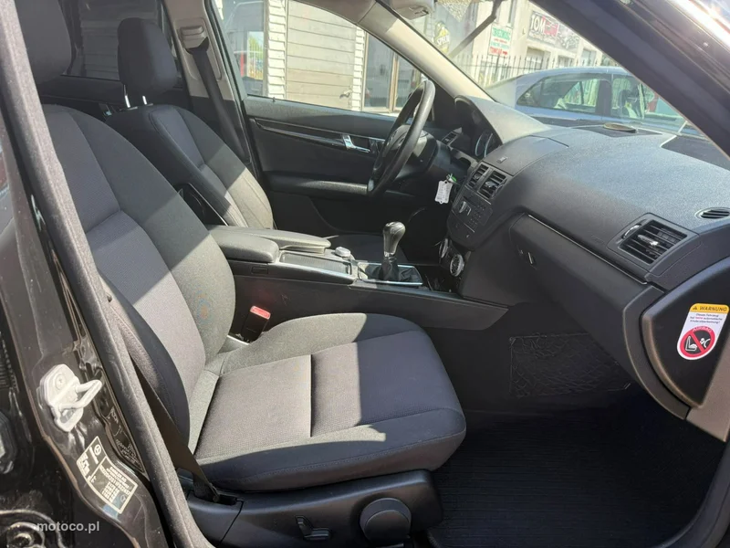 Mercedes-Benz Klasa C W204 C 200 15