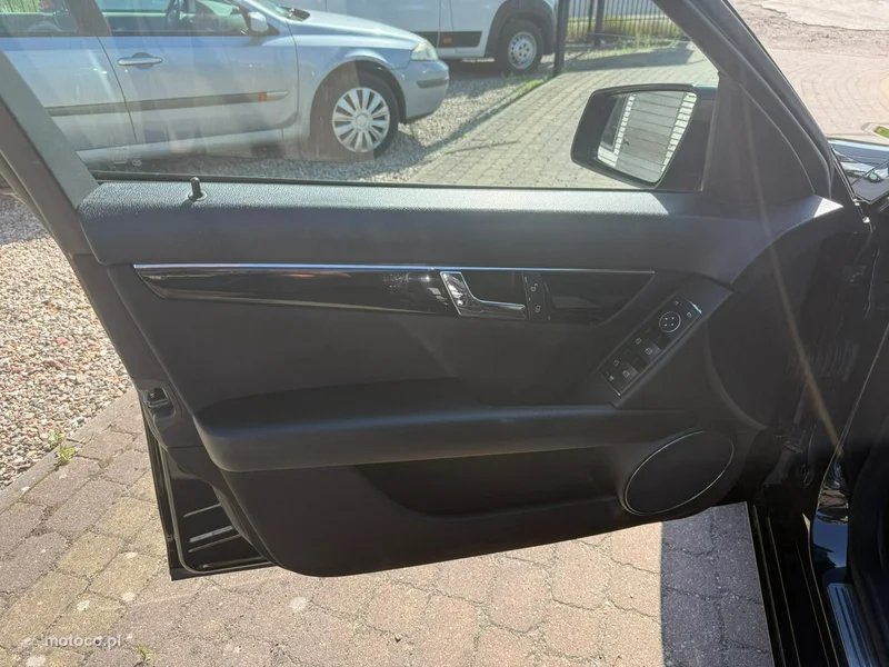 Mercedes-Benz Klasa C W204 C 200 9