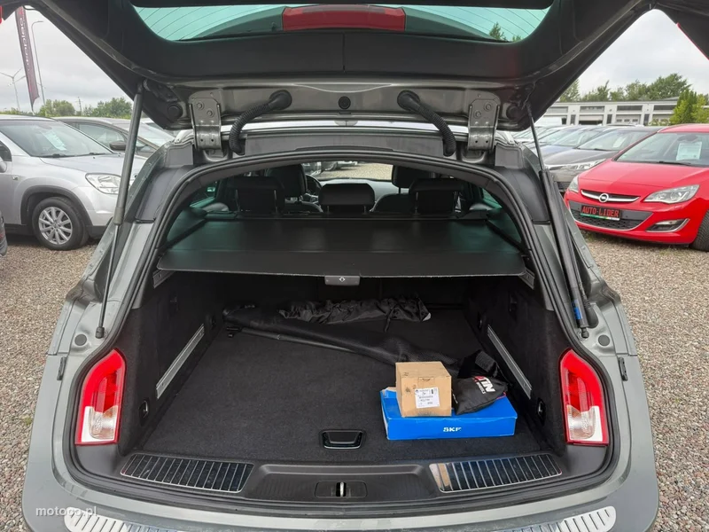 Opel Insignia Sports Tourer 12