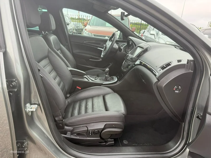 Opel Insignia Sports Tourer 16