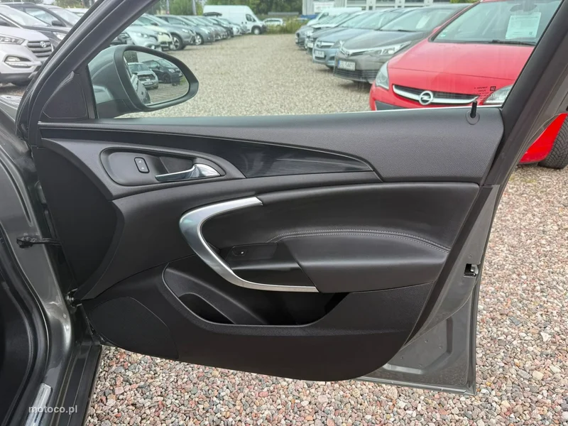 Opel Insignia Sports Tourer 24