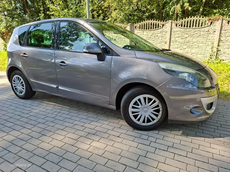 Renault Megane III 2
