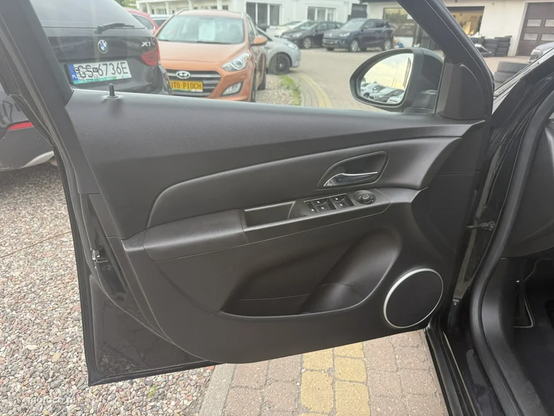 Chevrolet Cruze 10