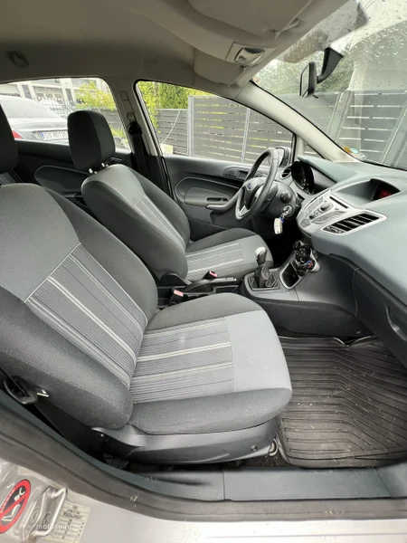 Ford Fiesta VI 8