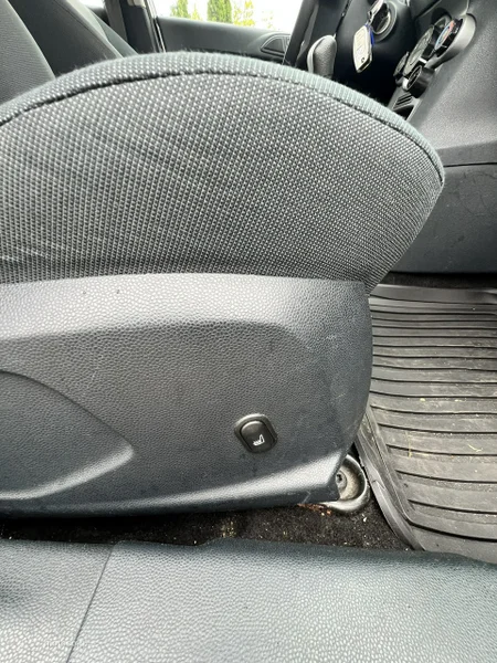 Ford Fiesta VI 9
