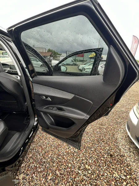 Peugeot 3008 9