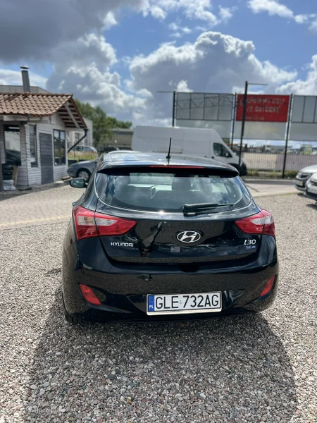 Hyundai i30 4