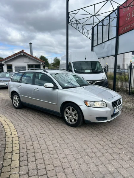 Volvo V50 2