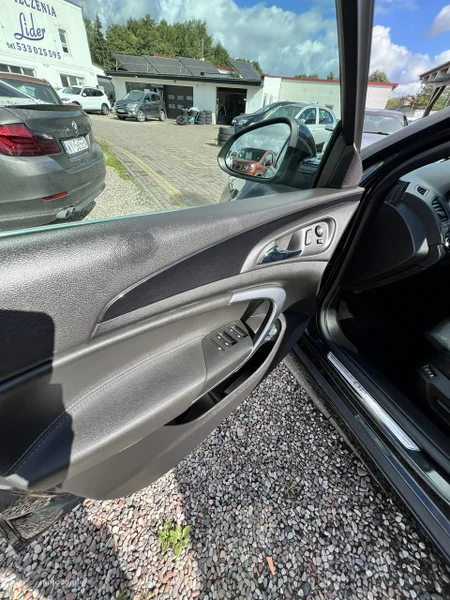 Opel Insignia Sports Tourer 11