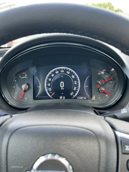 Opel Insignia Sports Tourer 18