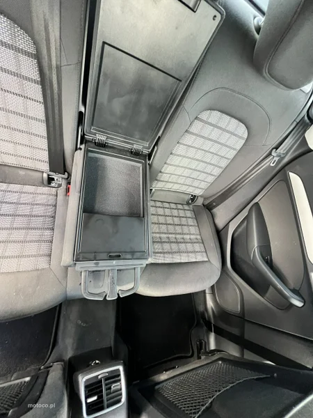 Audi Q3 8U 12