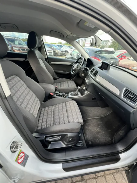 Audi Q3 8U 6