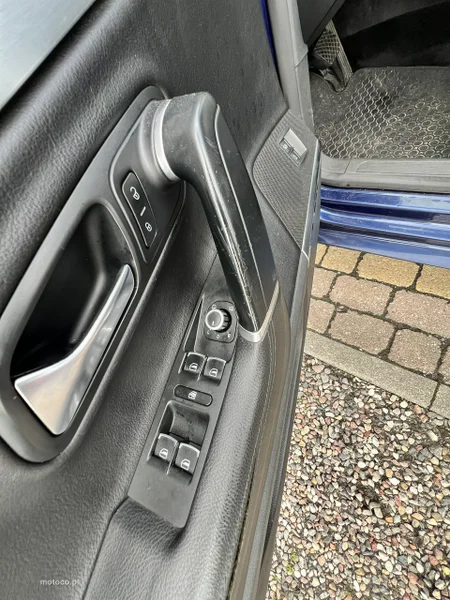 Volkswagen Passat CC 15