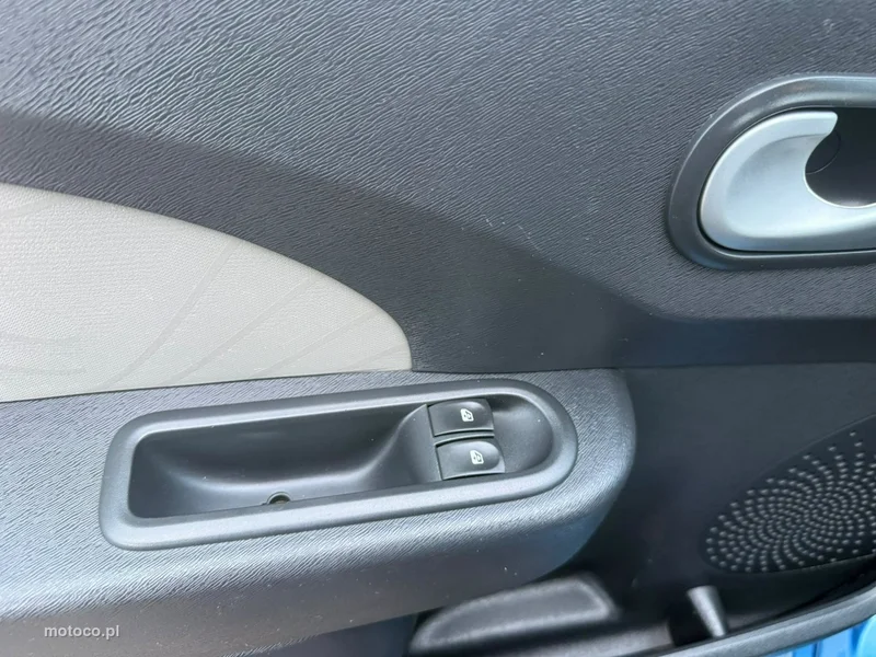 Renault Twingo II 13