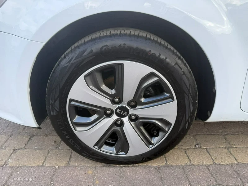 Kia Pro Cee'd 29