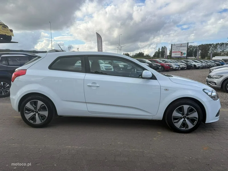 Kia Pro Cee'd 8