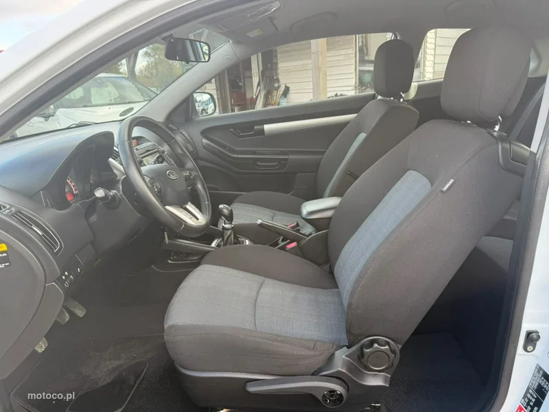 Kia Pro Cee'd 9