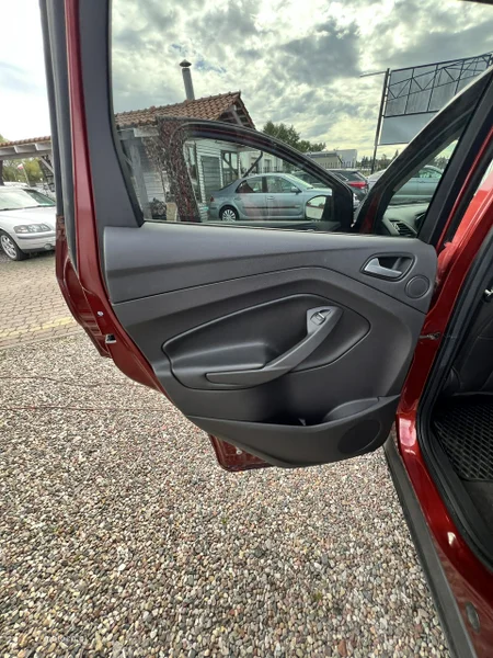 Ford Escape 17