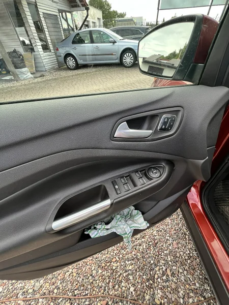 Ford Escape 18