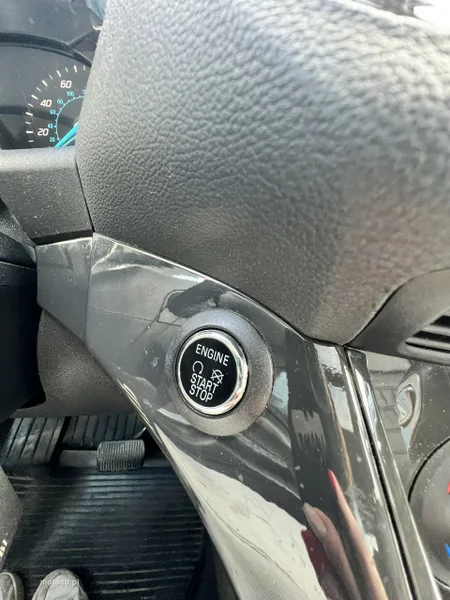 Ford Escape 32