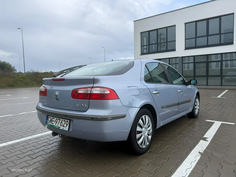 Renault Laguna II 13