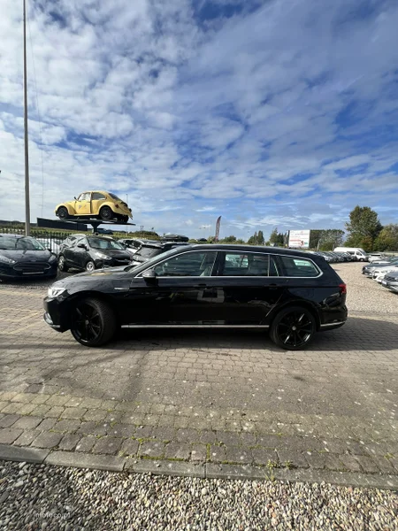 Volkswagen Passat Variant B8 3