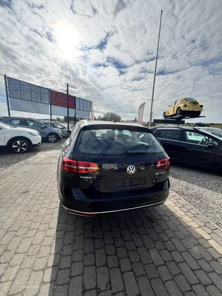 Volkswagen Passat Variant B8 4