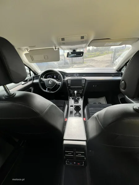 Volkswagen Passat Variant B8 9
