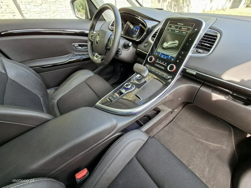 Renault Espace V 32