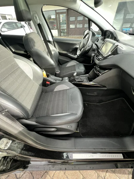 Peugeot 2008 11