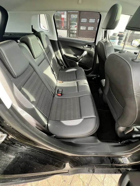 Peugeot 2008 7