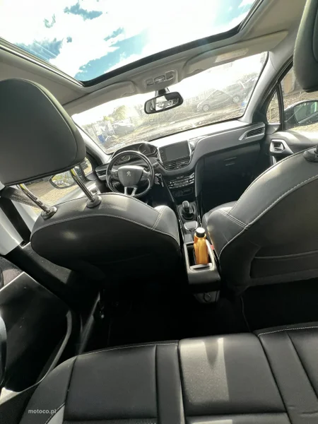 Peugeot 2008 9