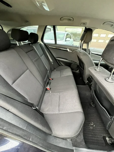 Mercedes-Benz Klasa C W204 C 220 5