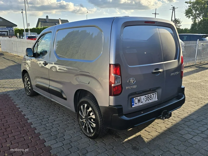 Toyota Proace City 7