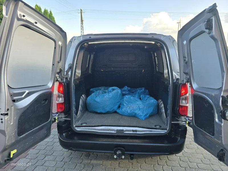 Toyota Proace City 13