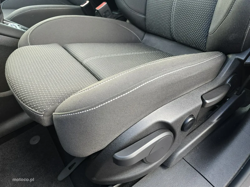 Opel Zafira C Tourer 12