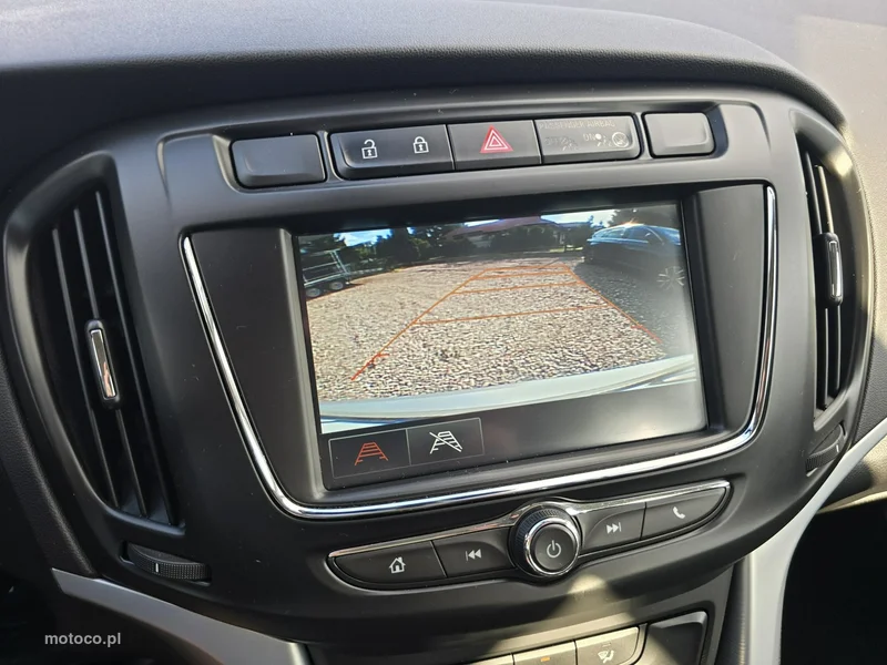 Opel Zafira C Tourer 17