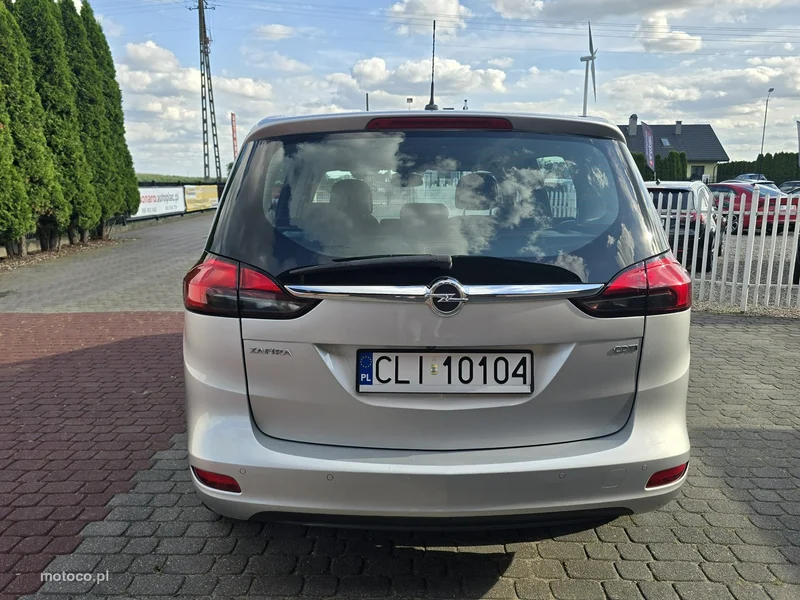 Opel Zafira C Tourer 5