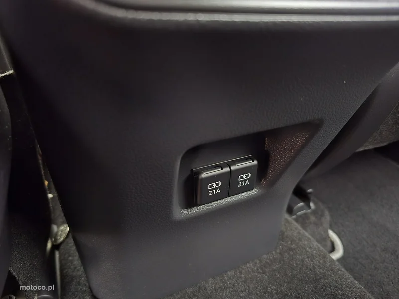 Toyota RAV 4 XA50 34