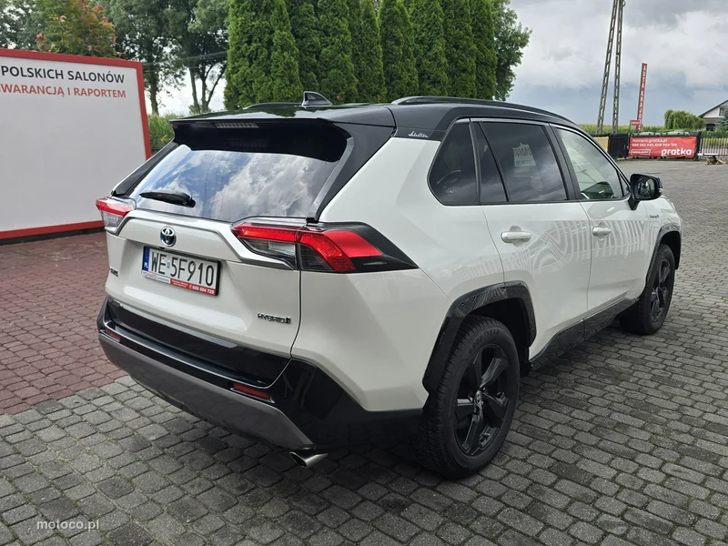 Toyota RAV 4 XA50 5