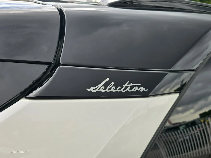 Toyota RAV 4 XA50 8